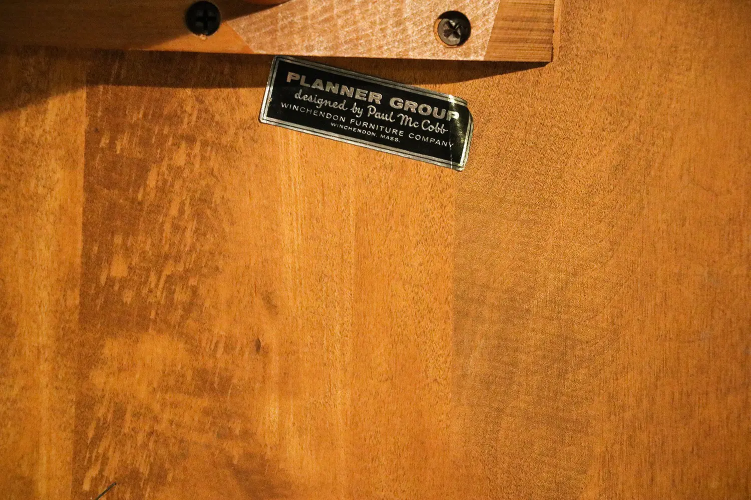 0271bd68-1ae5-4348-b2a9-7bb49a43b8e4_Paul-McCobb-Planner-Group-Coffee-Table-7.webp