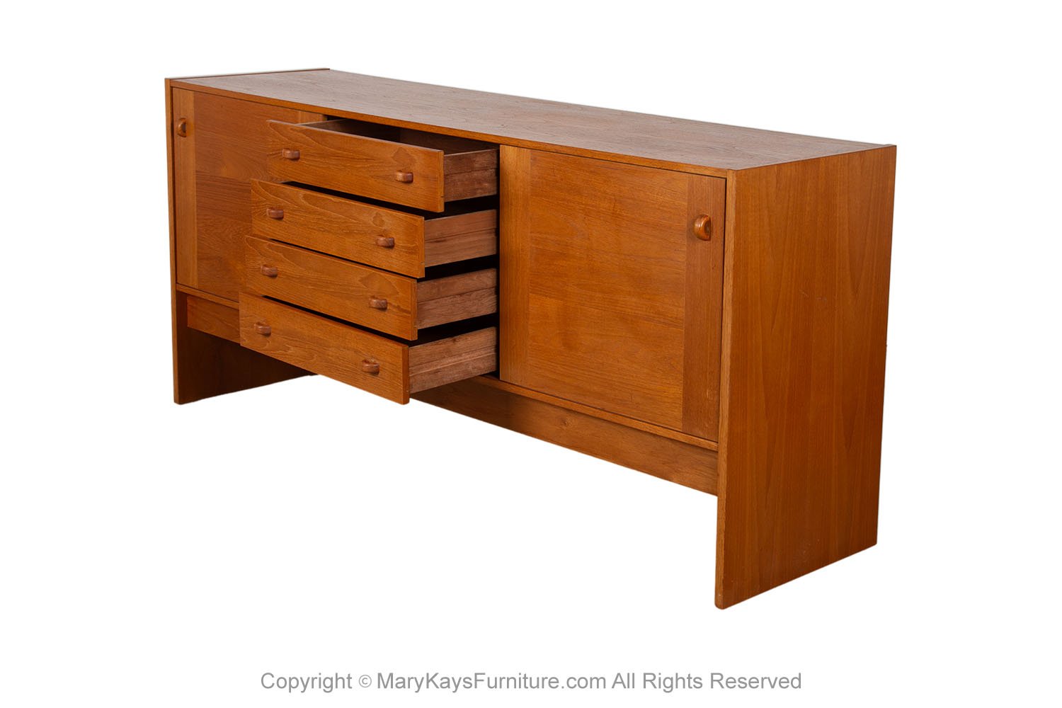 04933ed7-6f7d-4c65-ab79-770cc9801c67_mid-century-teak-Danish-Modern-credenza-sideboard-8.jpg