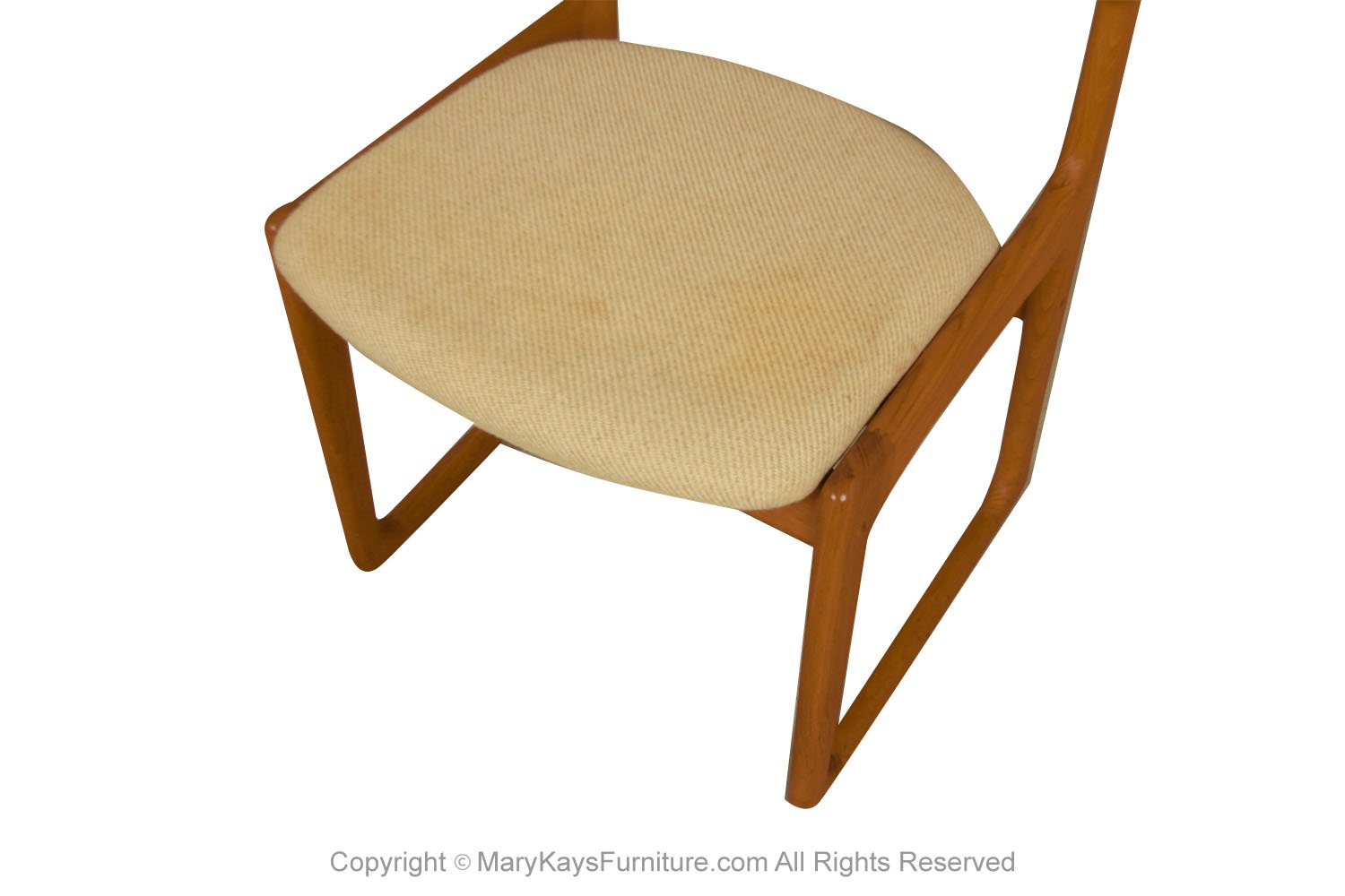 124fa437-968a-49f3-9d07-162a3af54097_8-Mid-Century-Modern-Sculpted-Teak-Chairs-Benny-Linden-9.jpg
