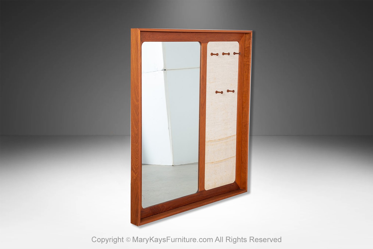1330e1c4-6e2d-4977-bd27-59f572305556_mid-century-teak-storage-mirror-Aksel-Kjersgaard-of-Odder-8.jpg