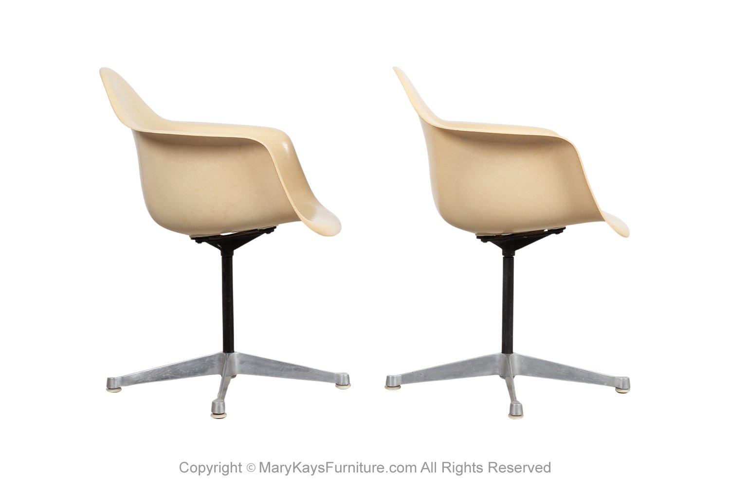 4e4658a1-69e5-4b3c-96ed-00452d90feb9_pair-Bucket-fiberglass-Swivel-Chairs-Charles-Eames-for-Herman-Miller-3.jpg