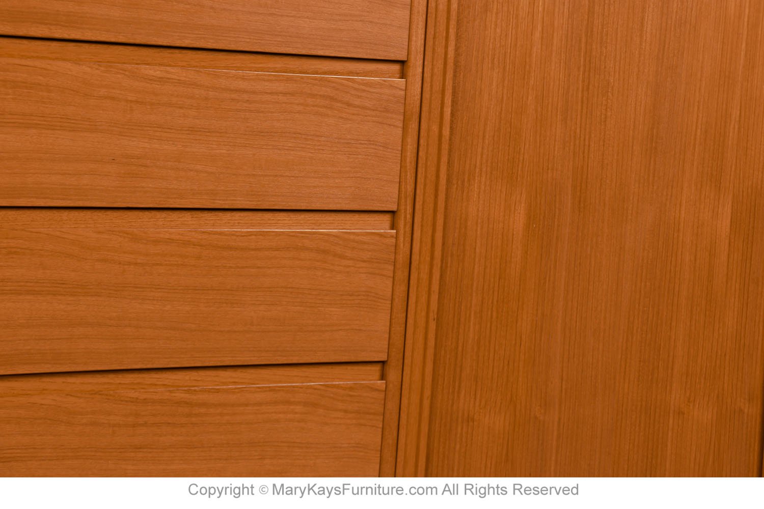 7b5c3cbb-21b8-4499-96dc-22345f25a2ff_Mid-Century-Danish-Teak-Highboy-Dresser-Gentlemans-Chest-Wardrobe-10.jpg
