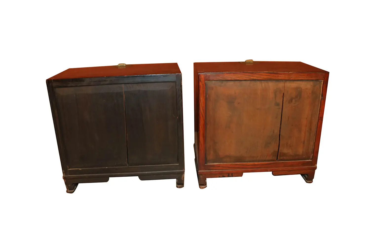 a7dee809-84c8-4e52-8d41-cbeeee150322_Pair-Antique-Korean-Elm-brass-Chests-6.webp