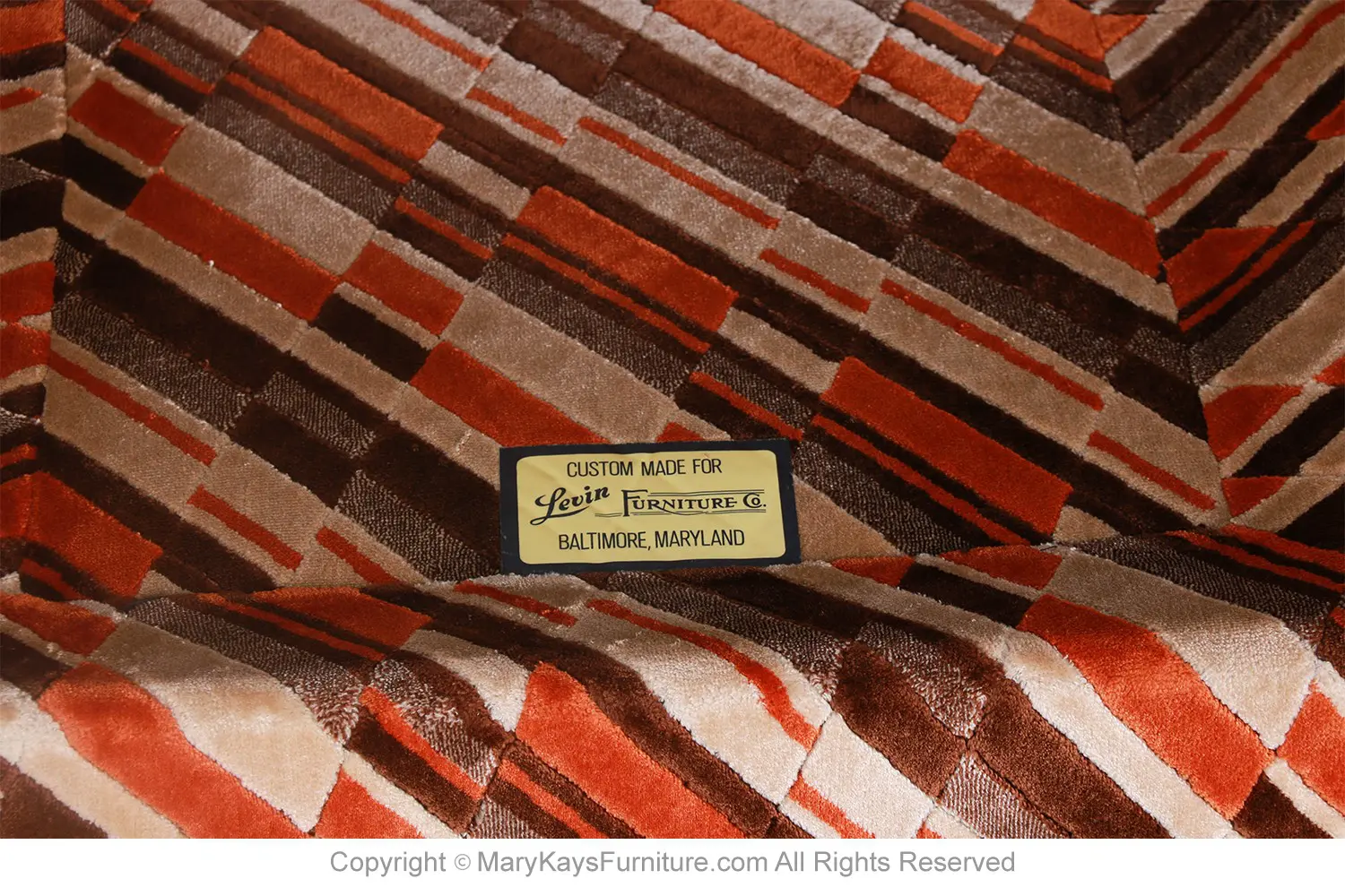038c65aa-af0e-4e60-925c-3a1b06adf5f5_Mid-century-Curved-Sofa-Milo-Baughman-Jack-Lenor-Larsen-style-12.webp