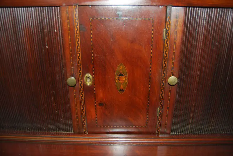 3bd02660-34f9-49a4-a2cb-9280d759bc56_A-Federal-New-England-mahogany-tambour-secretary-chest-2.webp