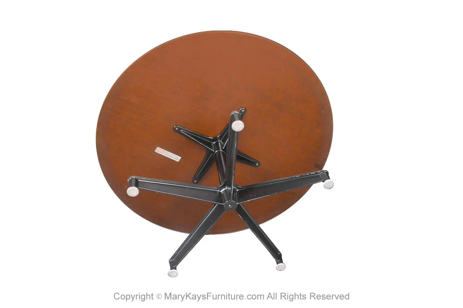 9fd524fe-c955-4f00-bc19-229cf9b1c88c_Mid-Century-Round-Coffee-Table-Charles-Eames-Herman-Miller-4.webp
