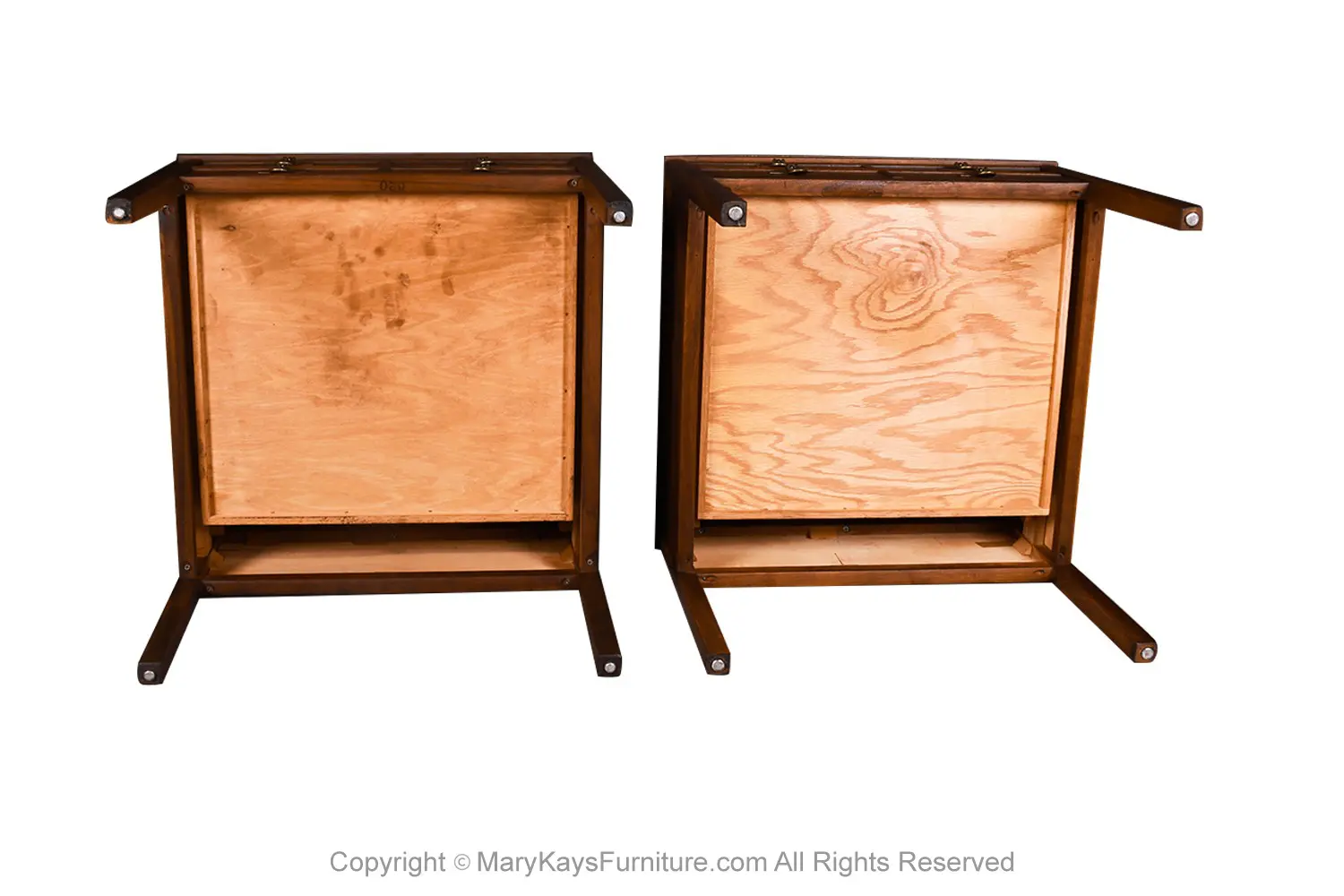 c63896c7-c501-4a96-bd80-2bc5b0e36259_Mid-Century-Hollywood-Regency-Campaign-Style-End-Tables-pair-8.webp