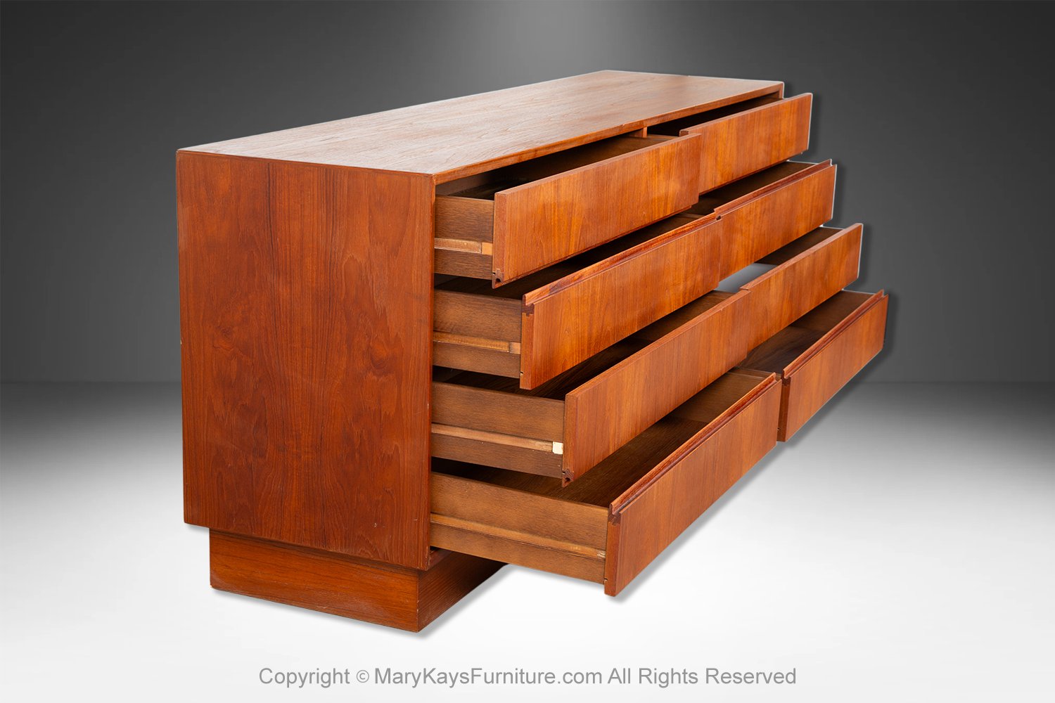 c8836ff6-0b9e-4150-87da-39ab57ded6ad_Danish-Mid-Century-Modern-Long-Teak-Dresser-5.jpg
