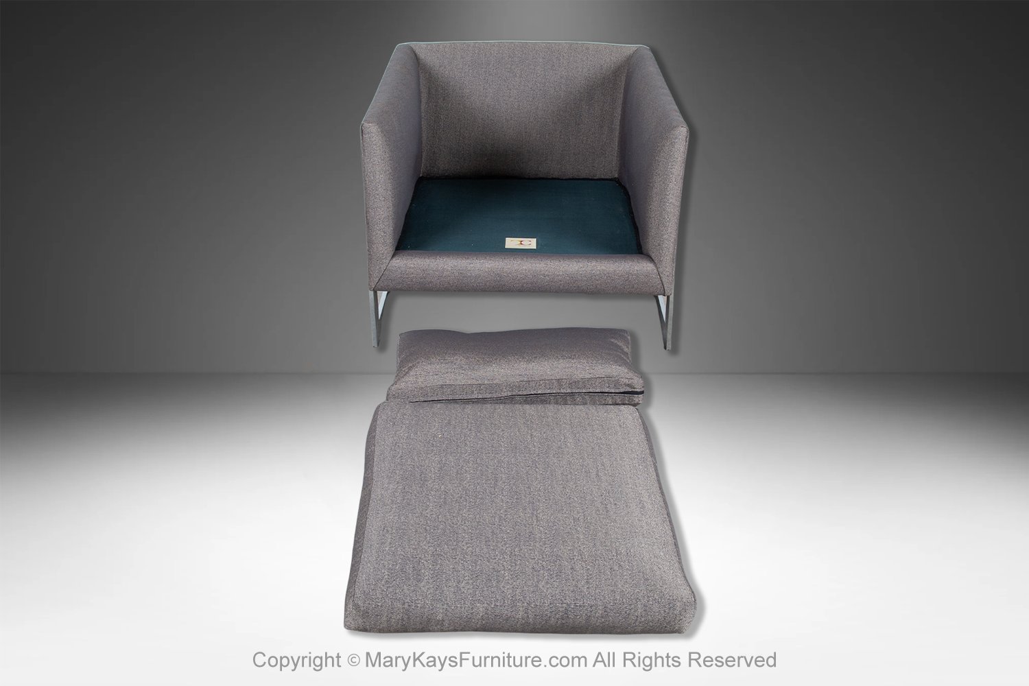 d1562aed-509d-4758-9ebb-1428593c8742_Mid-Century-Milo-Baughman-Thayer-Coggin-Chrome-T-Back-Lounge-Chair-8.jpg
