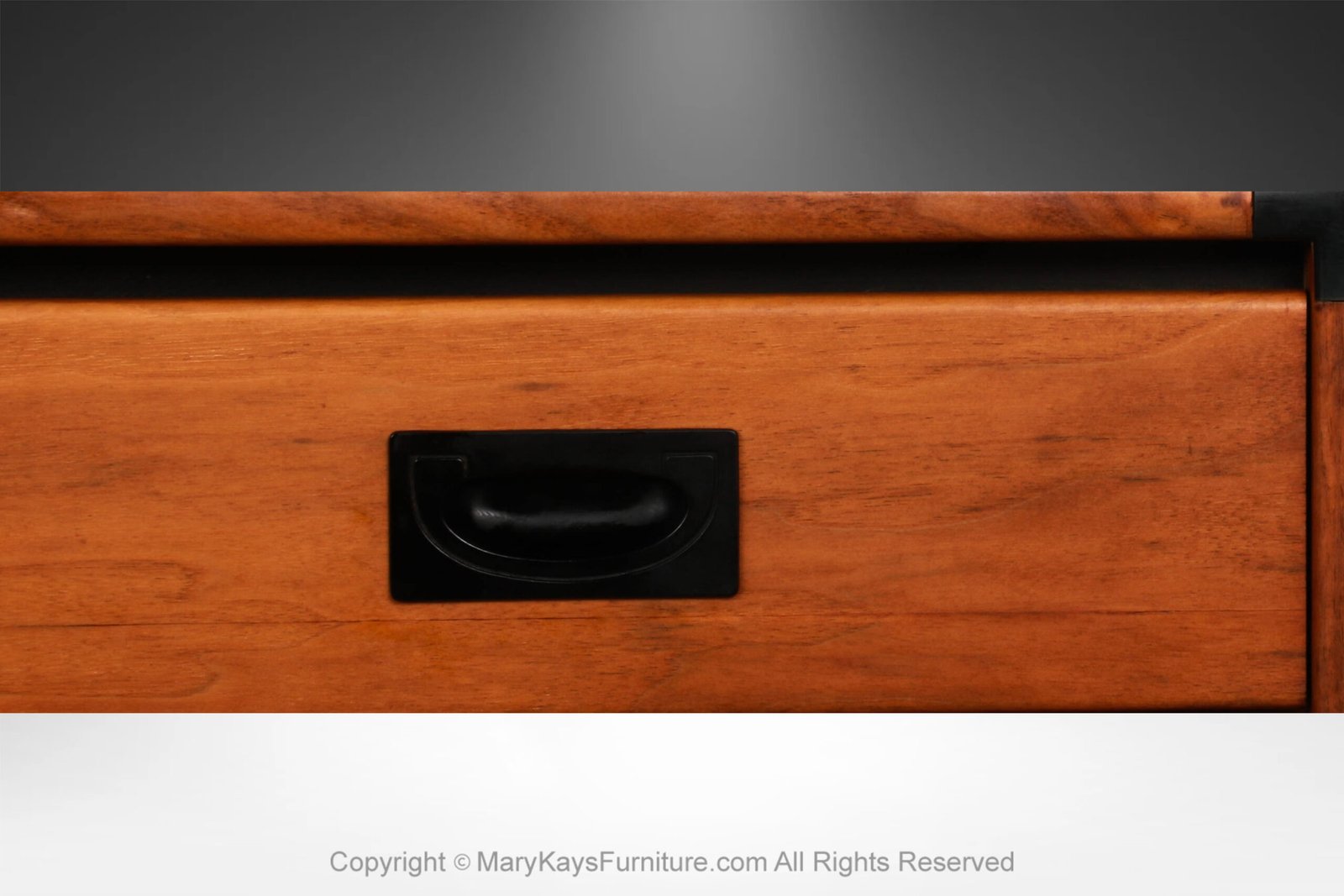 Mid-Century-pair-of-nightstands-side-tables-Drexel-Modulus-collection-10.jpg