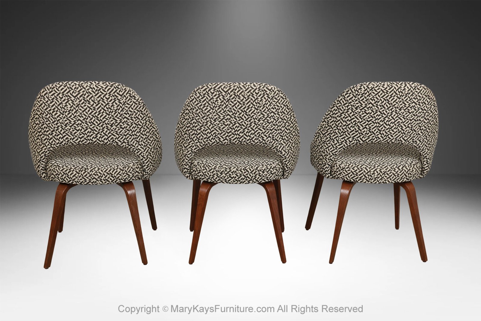 Knoll-Saarinen-Executive-side-chairs-model-72-set-of-three-9.jpg