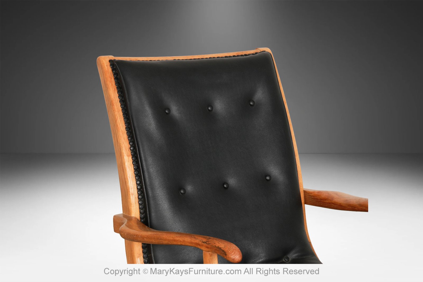 Mid-century-scoop-lounge-chair-in-the-style-of-Milo-Baughman-2.jpg