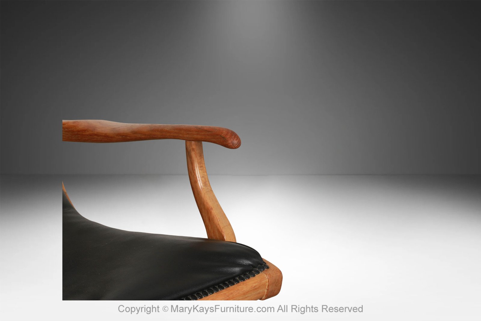 Mid-century-scoop-lounge-chair-in-the-style-of-Milo-Baughman-3.jpg
