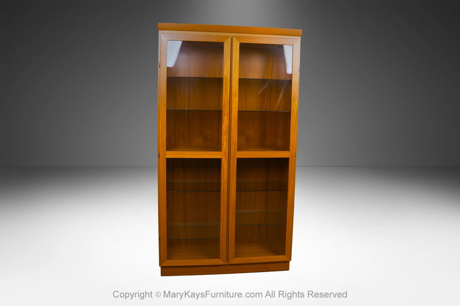 Danish-Mid-Century-Teak-Display-Cabinet-by-Skovby-15-2.jpg