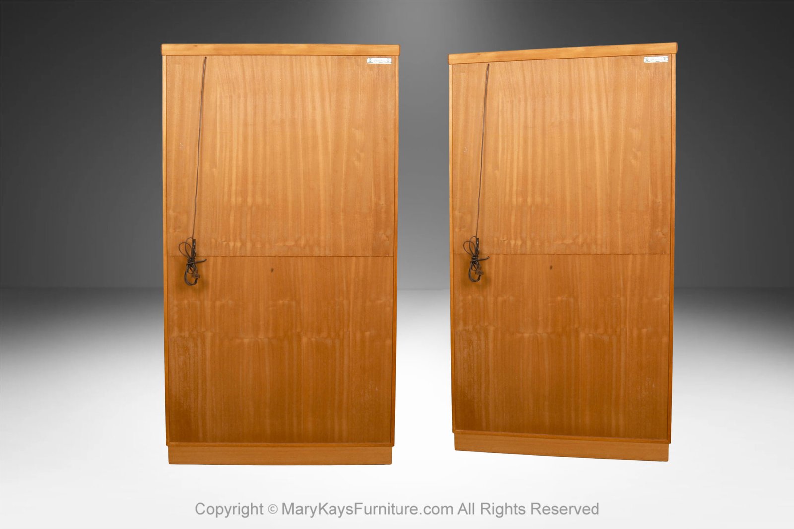 Danish-Mid-Century-Teak-Display-Cabinet-by-Skovby-12-1.jpg